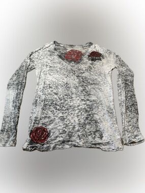 E94 Sinful Women’s Gray Marble V-Neck Tee with Red Rose Embellishments, Size XL